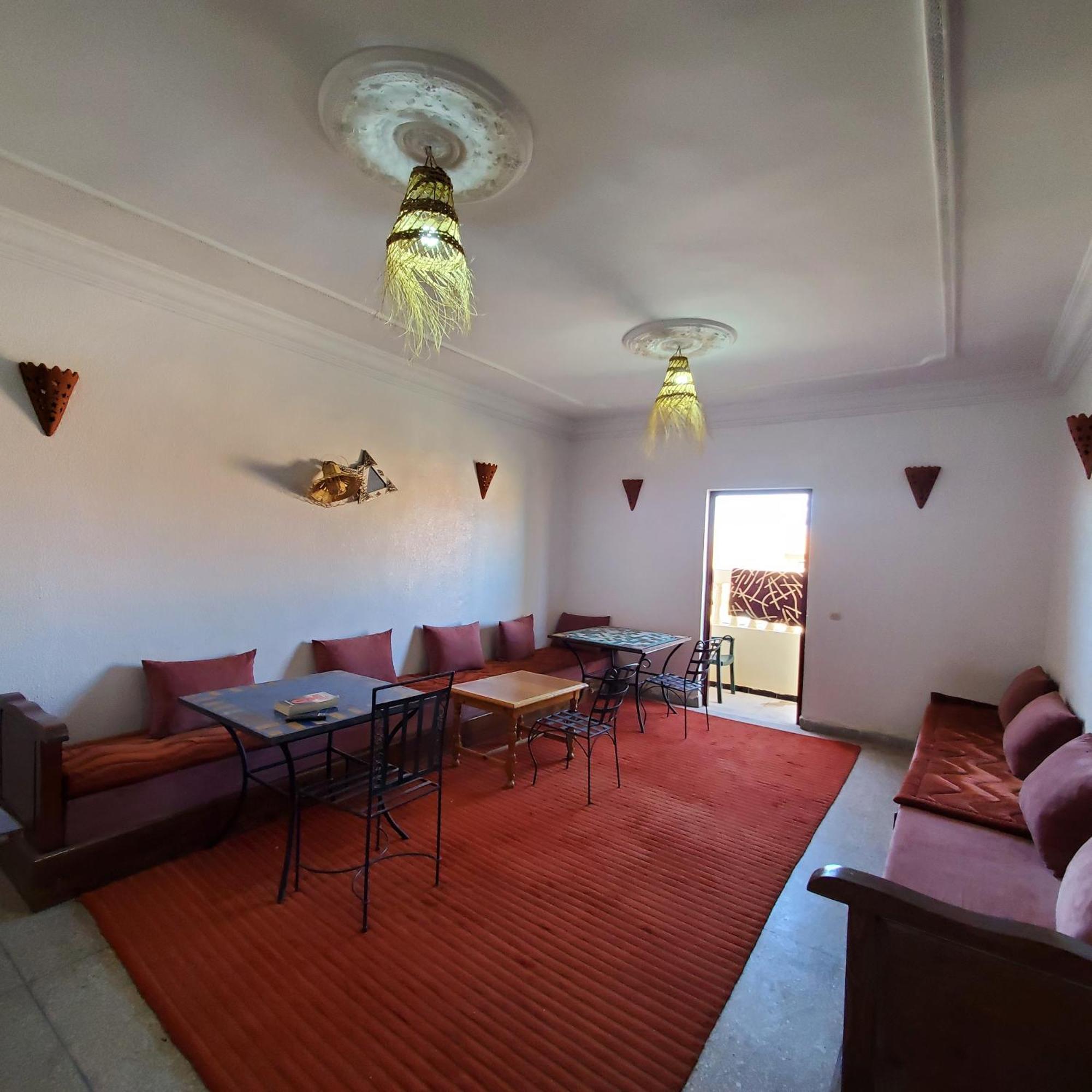Warzazat Hostel Uarzazate Quarto foto