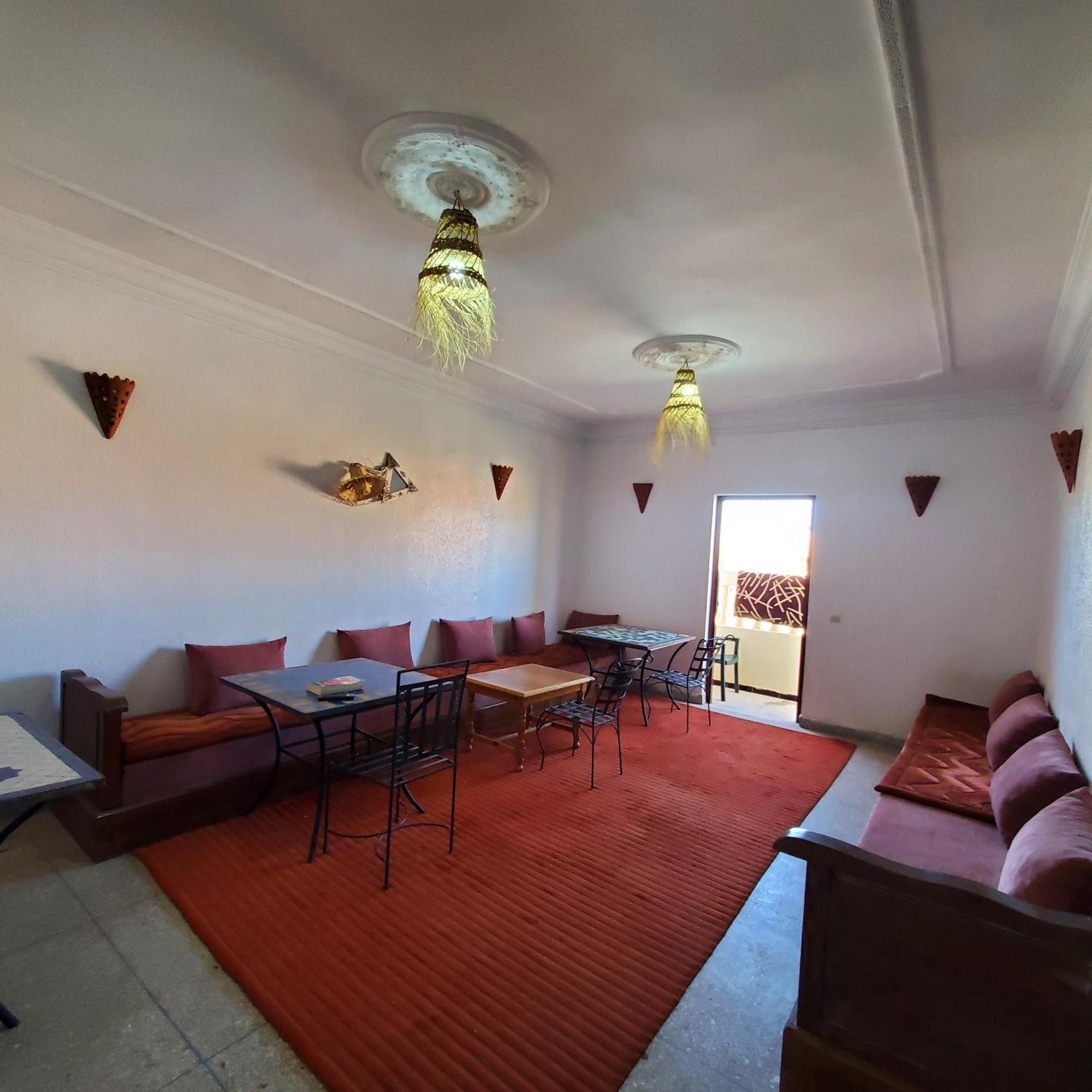 Warzazat Hostel Uarzazate Quarto foto